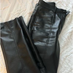 Aritzia rebel pant